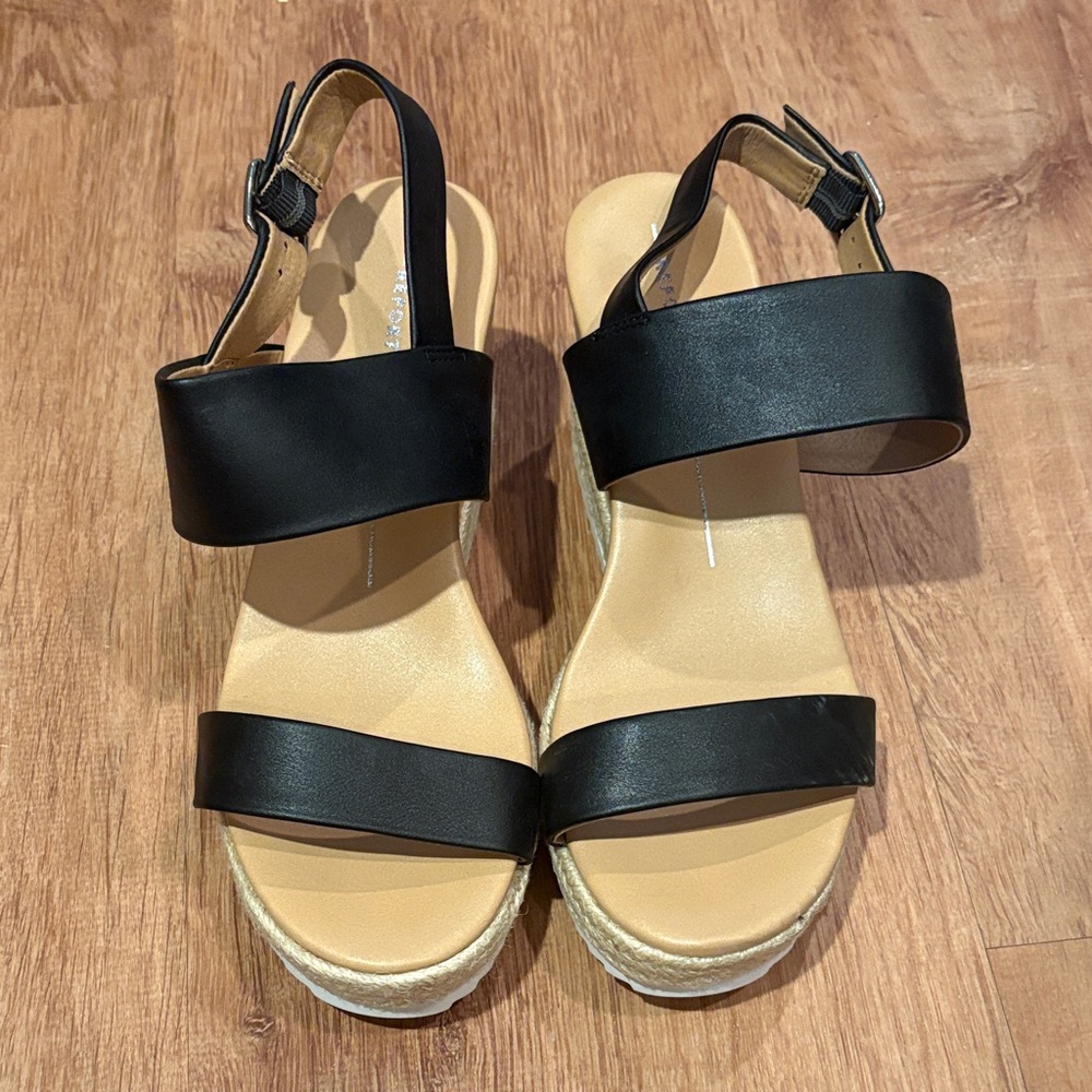 Report Black Strappy Wedge Sandals
